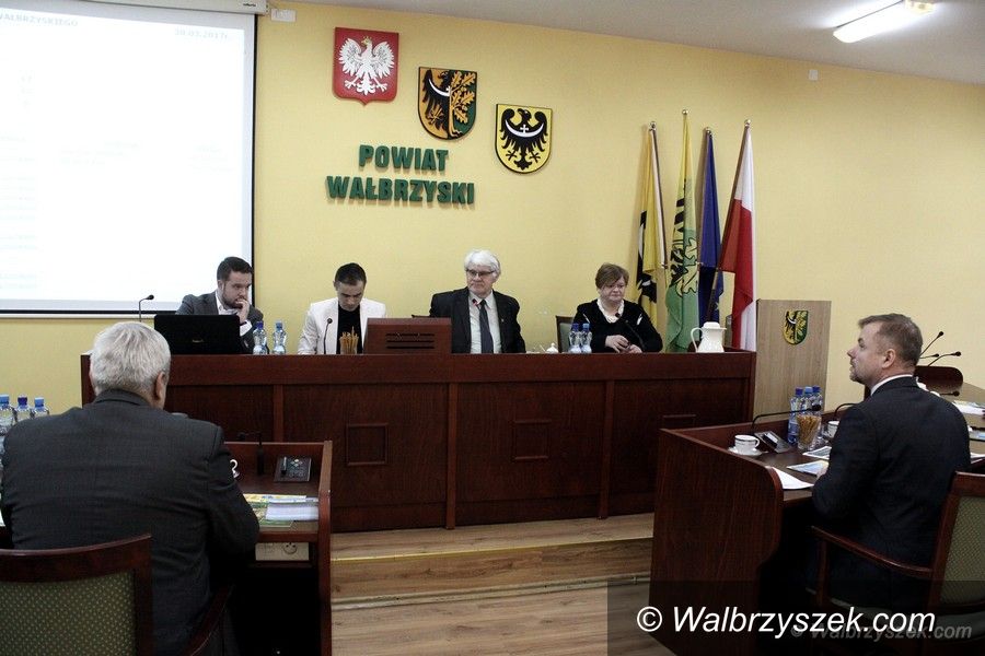 powiat wałbrzyski: XXVI Sesja Rady Powiatu Wałbrzyskiego za nami