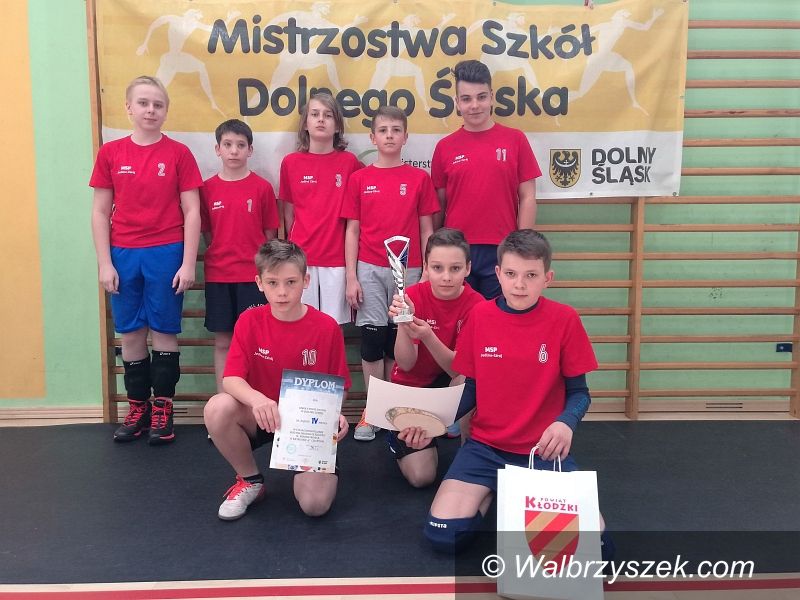 Jedlina-Zdrój: Sukces drużynowy Szkoły Podstawowej w Jedlinie–Zdroju