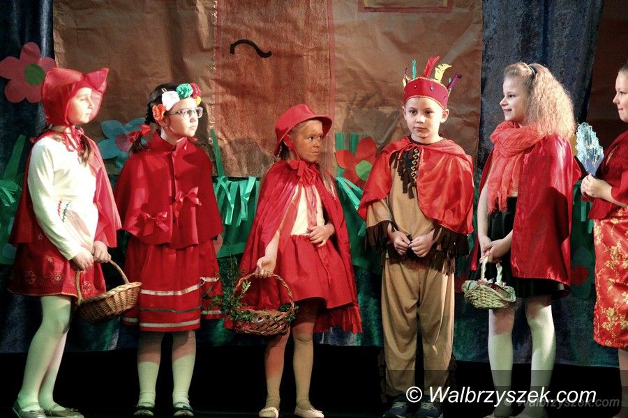 Wałbrzych: IV Przegląd Teatrów Szkolnych