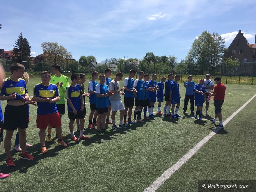 Wałbrzych: Futboliści z Energetyka triumfują