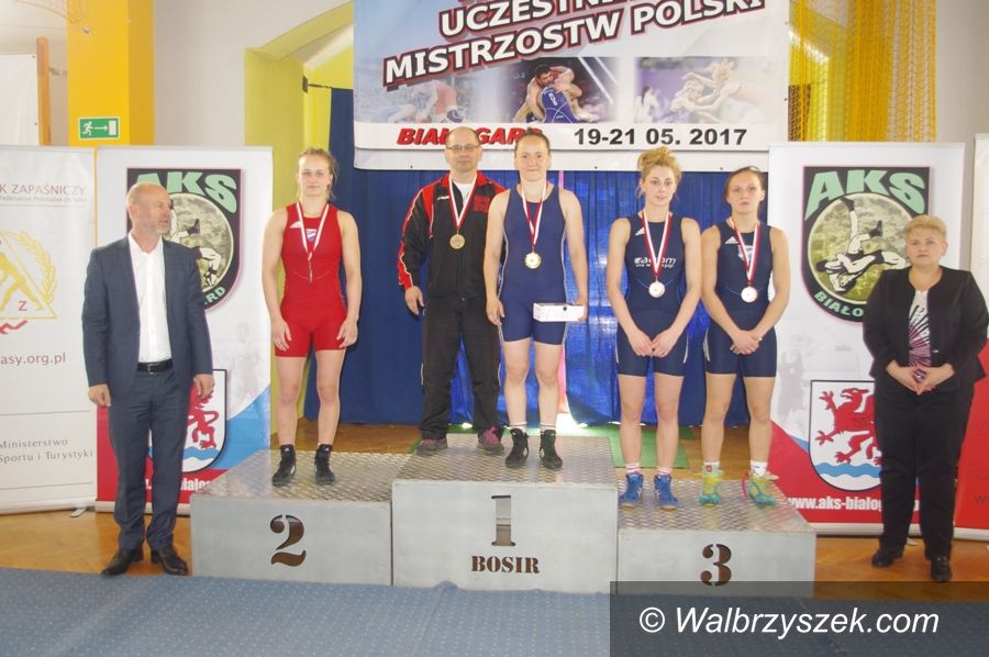 Wałbrzych: Julita Omilusik została Mistrzynią Polski seniorek w zapasach