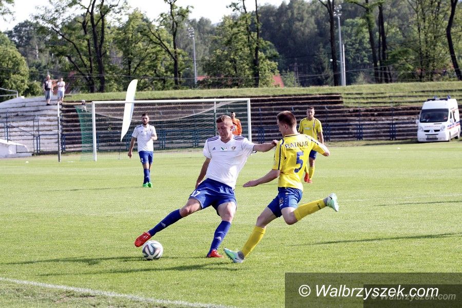 Wałbrzych: III liga piłkarska: IV liga coraz bliżej