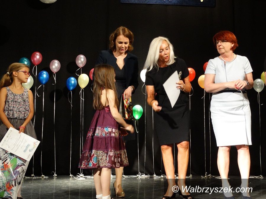 REGION, Szczawno-Zdrój: Festiwal Piosenki Dziecięcej "Fantazja" za nami