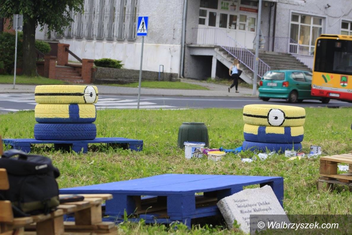 Wałbrzych: Najpierw sadzili drzewa, teraz budują skwer