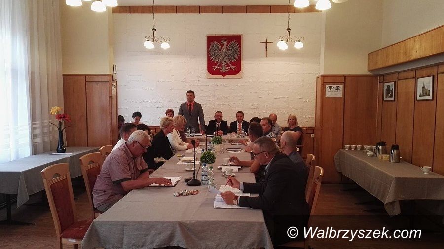 REGION, Głuszyca: Absolutorium dla burmistrza Głuszycy