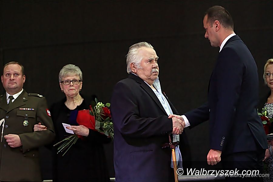 Wałbrzych: Gala "Nasi Bohaterowie"