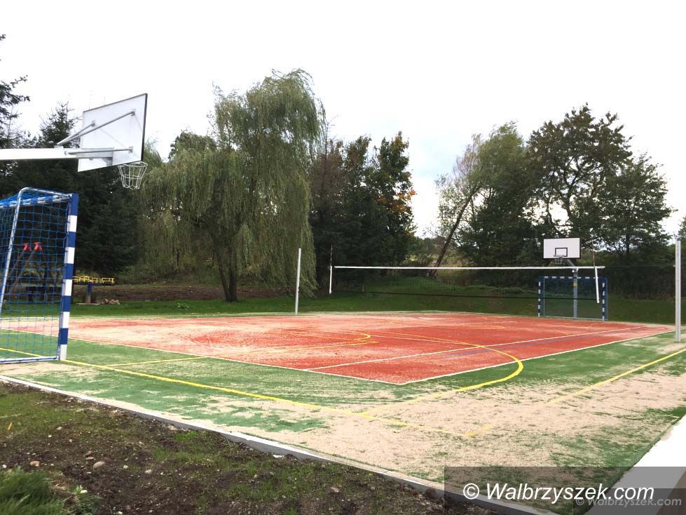 REGION, Gmina Stare Bogaczowice: Kolejne boiska w Gminie Stare Bogaczowice