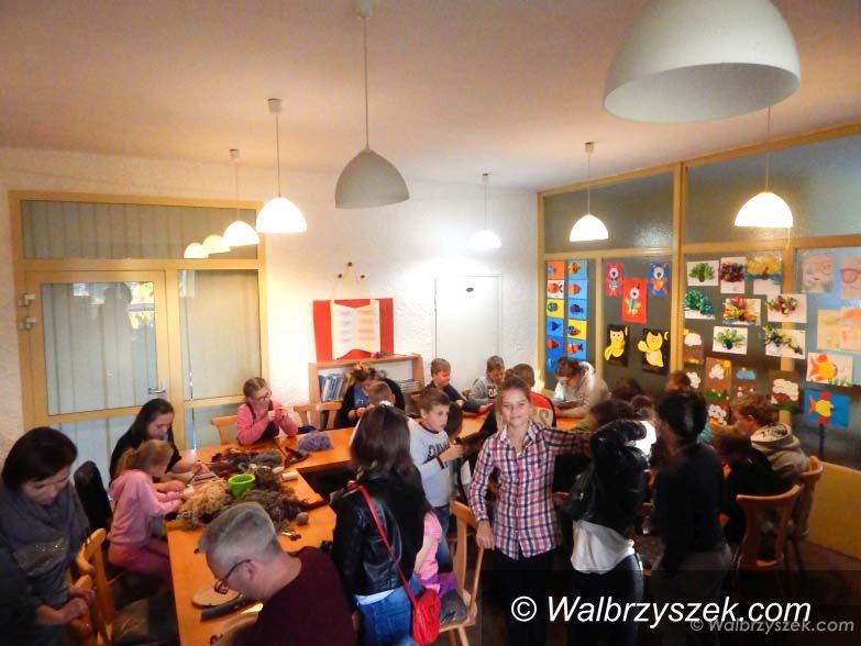 REGION, Szczawno-Zdrój: Kolorowe warsztaty tkackie w Szczawnie–Zdroju