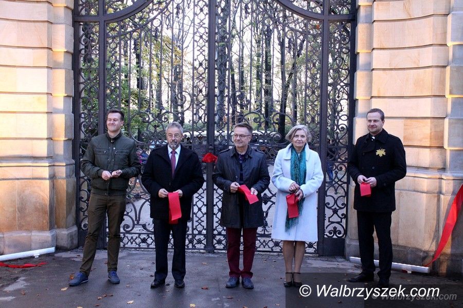 Wałbrzych: Renowacja bramy parkowej w Książu zakończona