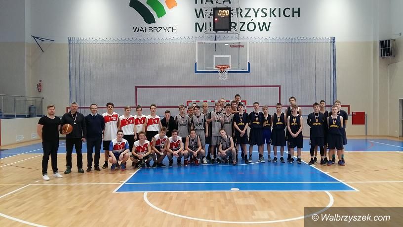 Wałbrzych: Znamy szkolnych mistrzów w koszykówce