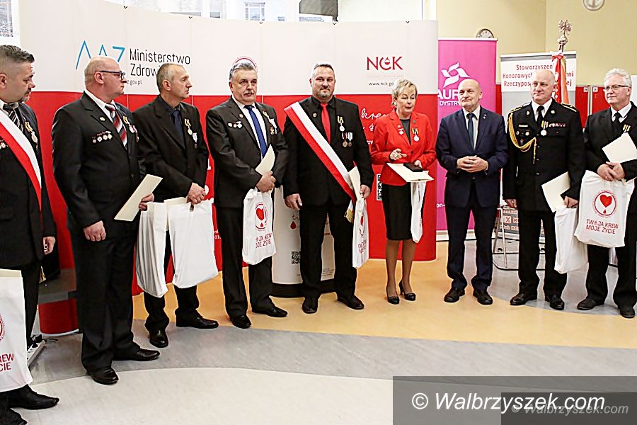 Wałbrzych: Krwiodawcy uhonorowani