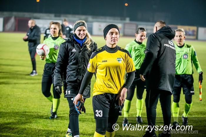 Jelenia Góra: AZS PWSZ pewnie wygrywa w Jeleniej Górze
