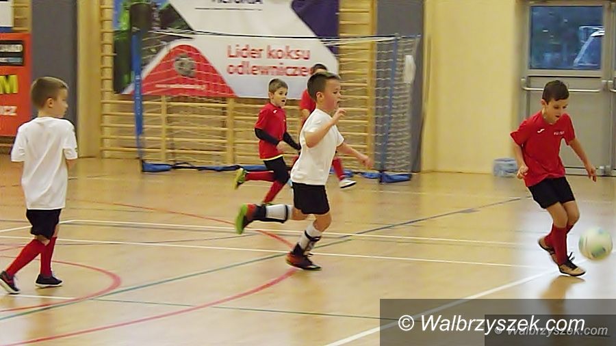 Szczawno-Zdrój: Młodzi piłkarze rywalizowali w Szczawnie–Zdroju