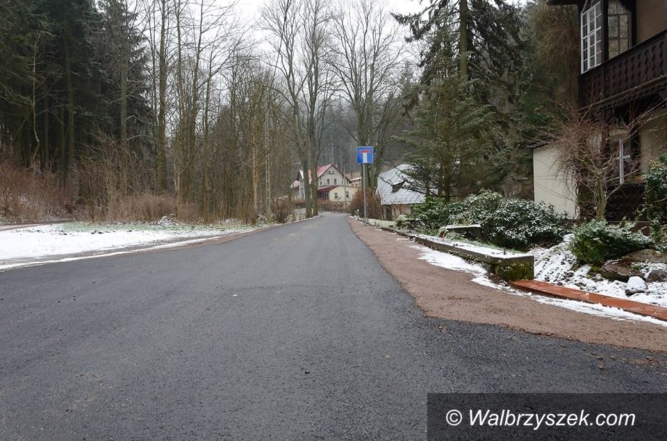 REGION, Sokołowsko: Kończą remont drogi w Sokołowsku