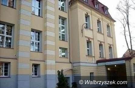 Wałbrzych/REGION: Szpitale dostaną zaległe pieniądze