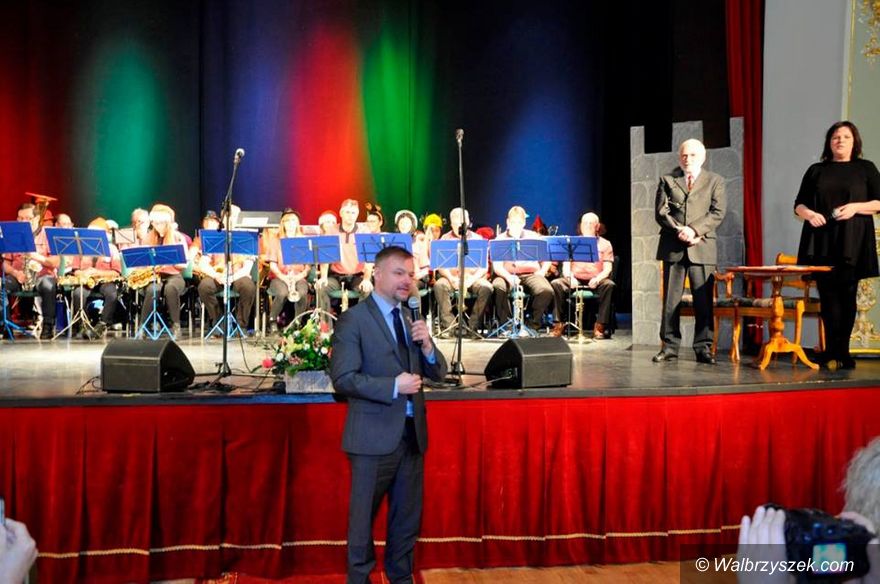 REGION, Szczawno-Zdrój: Koncert Noworoczny w pięknym wykonaniu