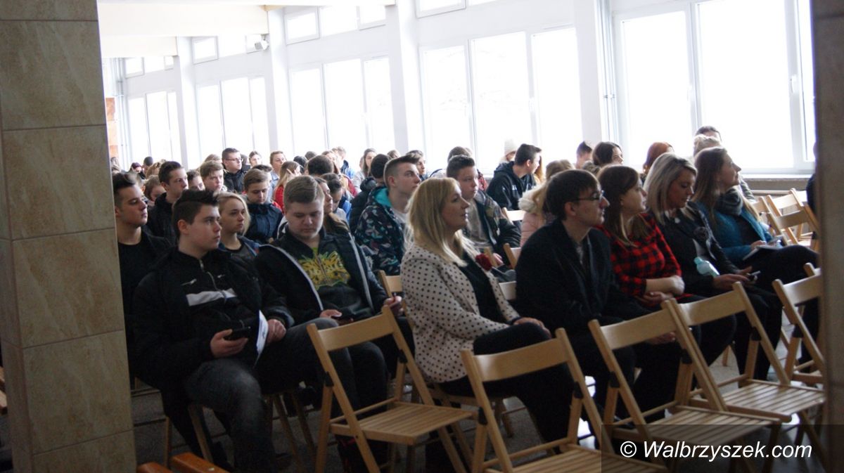 Wałbrzych: Dzień otwarty w ZS nr 5