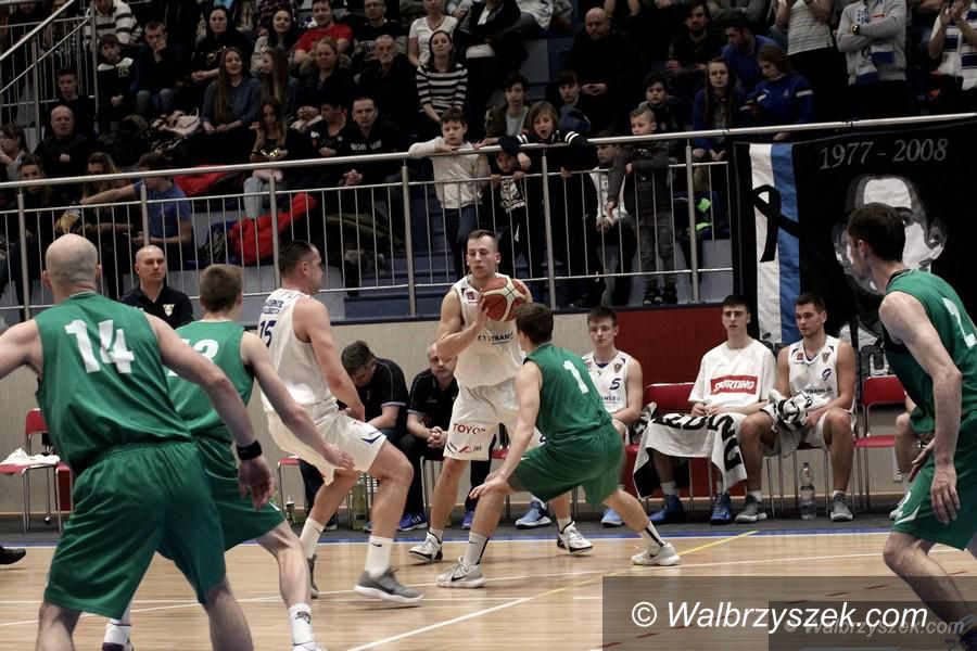 Nowa Sól: II liga koszykówki: Pierwsza przeszkoda pokonana