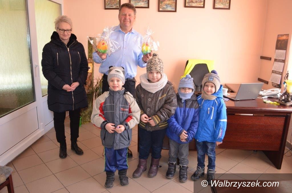 REGION, Walim: Przedszkolaki z wizytą w urzędzie