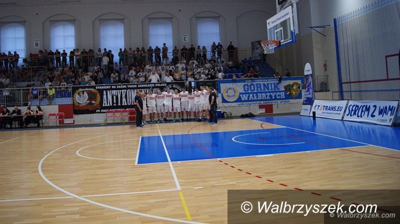 Wałbrzych: II liga koszykówki: Żubry przełamane