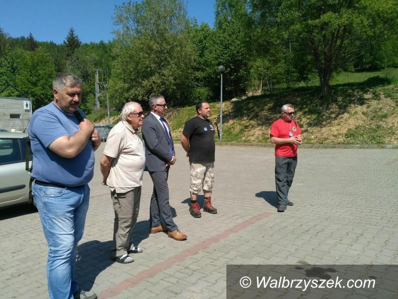REGION, Głuszyca: Wędrowali szlakiem martyrologii