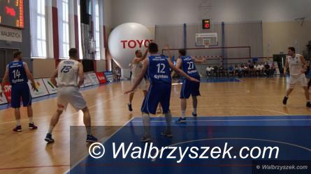 Wałbrzych: II liga koszykówki mężczyzn: Czy dziś wywalczą awans?