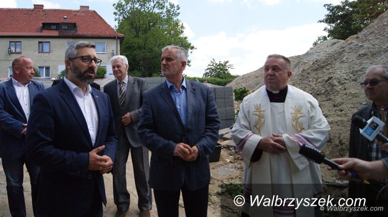 Wałbrzych: Na Truskawieckiej budują żłobek