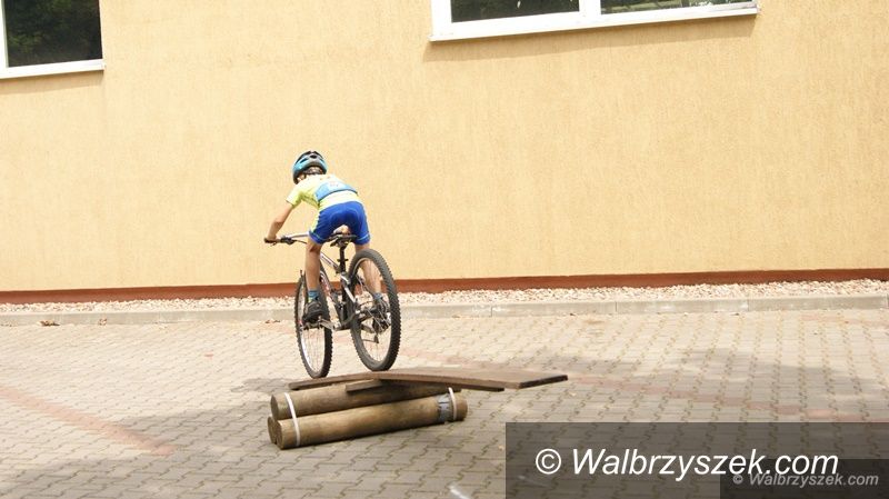 Wałbrzych: Dzieci i młodzież w zawodach na torze technicznym