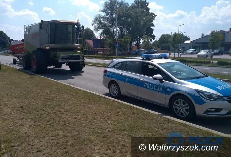 Wałbrzych: Kolejne kombajny uszkodziły infrastrukturę remontowanego odcinka drogi