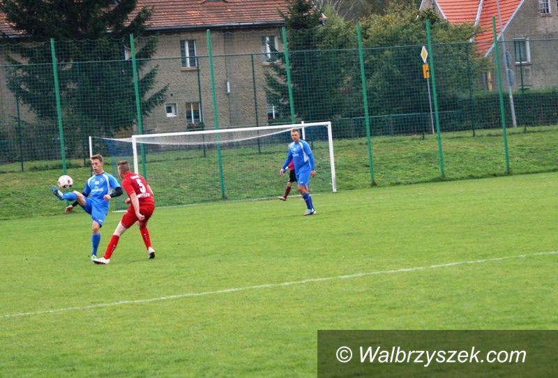 REGION: Piłkarska klasa A: Grad goli w meczu rezerw Górnika
