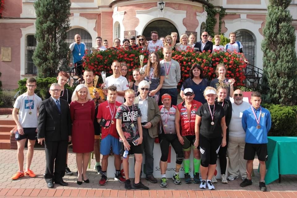 Szczawno-Zdrój: "Szczawieńskie drogi do Niepodległości" – "Bieg o szablę Dąbrowskiego"