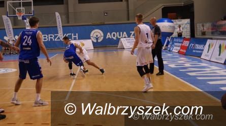 Słupsk: I liga koszykówki mężczyzn: Wałbrzyszanie postawili się faworytowi