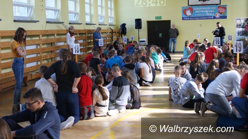Wałbrzych: Bili rekord w jednoczesnym udzielaniu pierwszej pomocy
