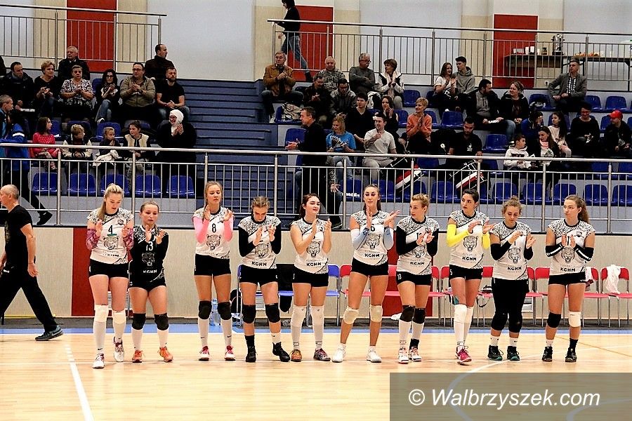 Wałbrzych: III liga siatkówki kobiet: Udana inuaguracja siatkarek Chełmca