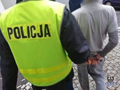 Wałbrzych: Tymczasowy areszt dla dwóch z trzech sprawców rozboju