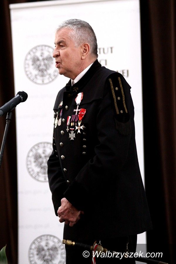 Wałbrzych: Uroczyste wręczanie Krzyży Wolności i Solidarności