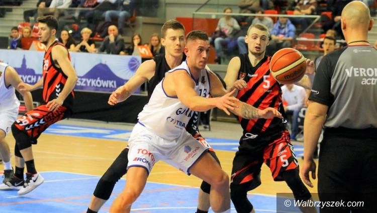 Bydgoszcz: I liga koszykówki mężczyzn: Fatalna pierwsza kwarta zadecydowała o porażce w Bygdgoszczy