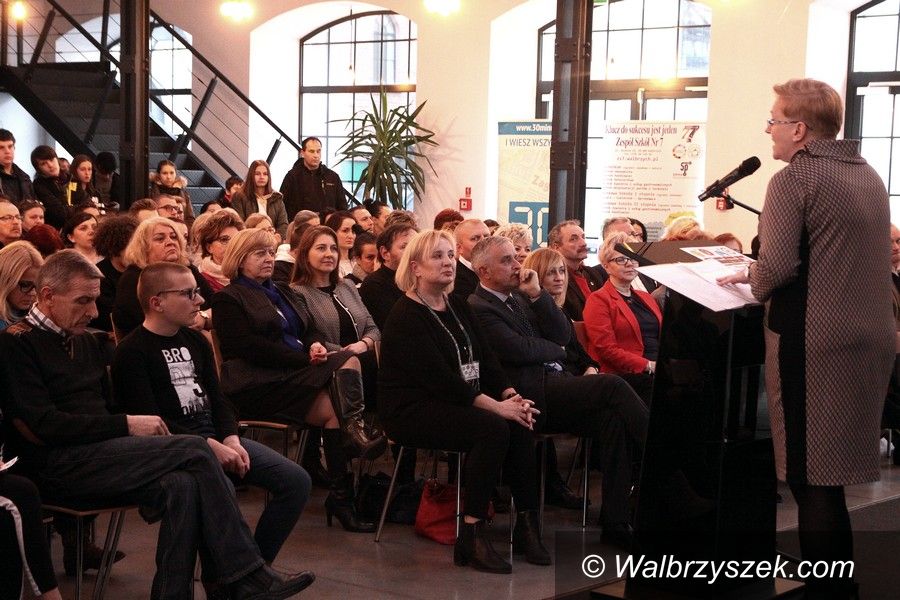 Wałbrzych: Konferencja „Zawodowy strzał w 10!” w Starej Kopalni