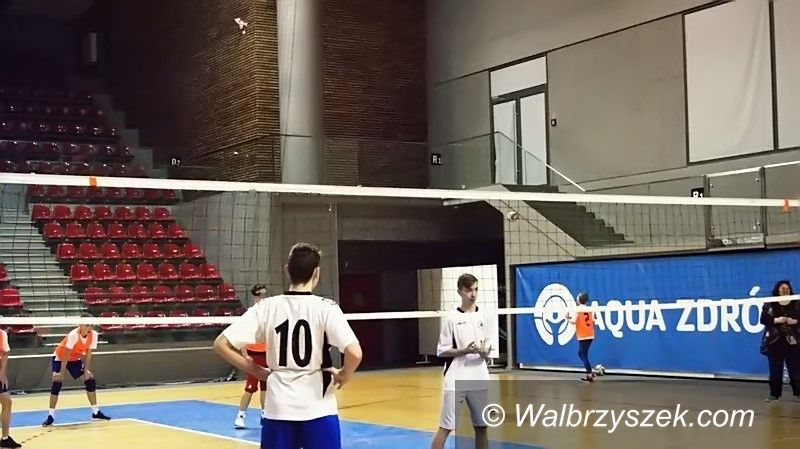 Wałbrzych: Siatkarska gimnazjada chłopców