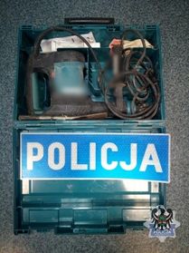 Wałbrzych/Szczawno-Zdrój: Potrzebował młota udarowego, więc go sobie wziął...