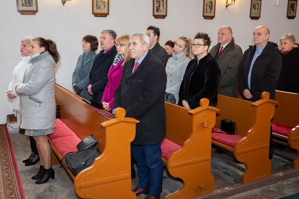 REGION, Sokołowsko: Uczczono pamięć Honorowego Obywatela Gminy Mieroszów, ks. Józefa Sikory
