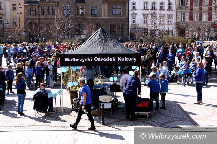 Wałbrzych: Wałbrzych dla Autyzmu – "ZUMBA na niebiesko"