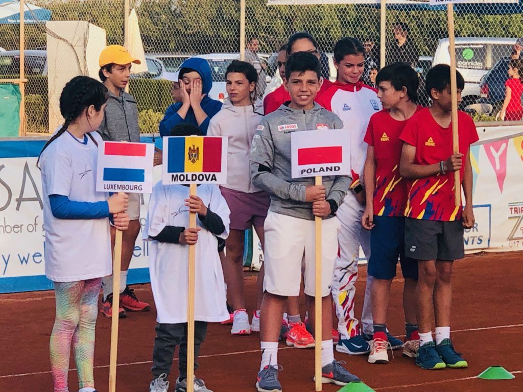 Szczawno-Zdrój: Filip na deblowym podium