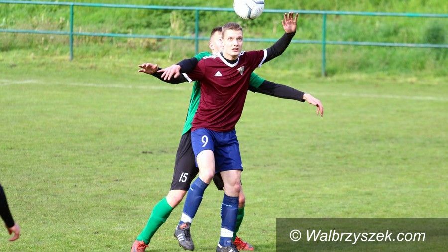 REGION: Piłkarska klasa A: Kolejne derby Wałbrzycha. Tym razme górą Nowe Miasto