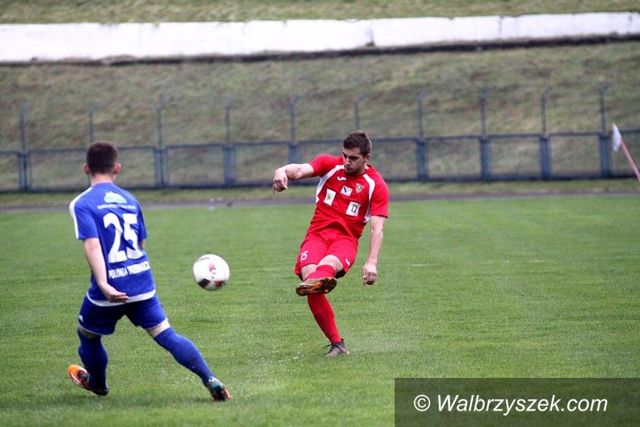 Wałbrzych: IV liga piłkarska: Przerwany mecz