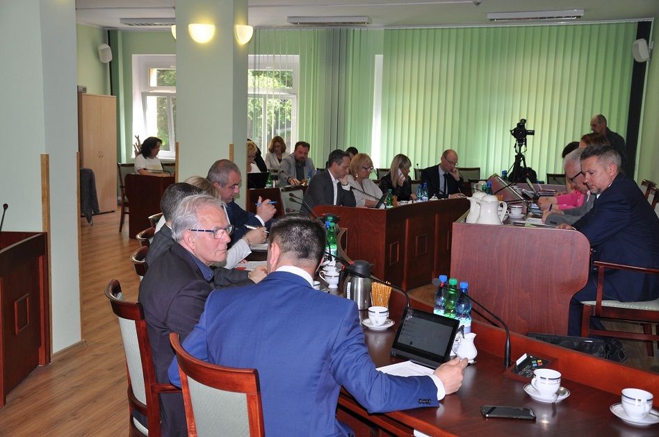 powiat wałbrzyski: Zarząd Powiatu z absolutorium