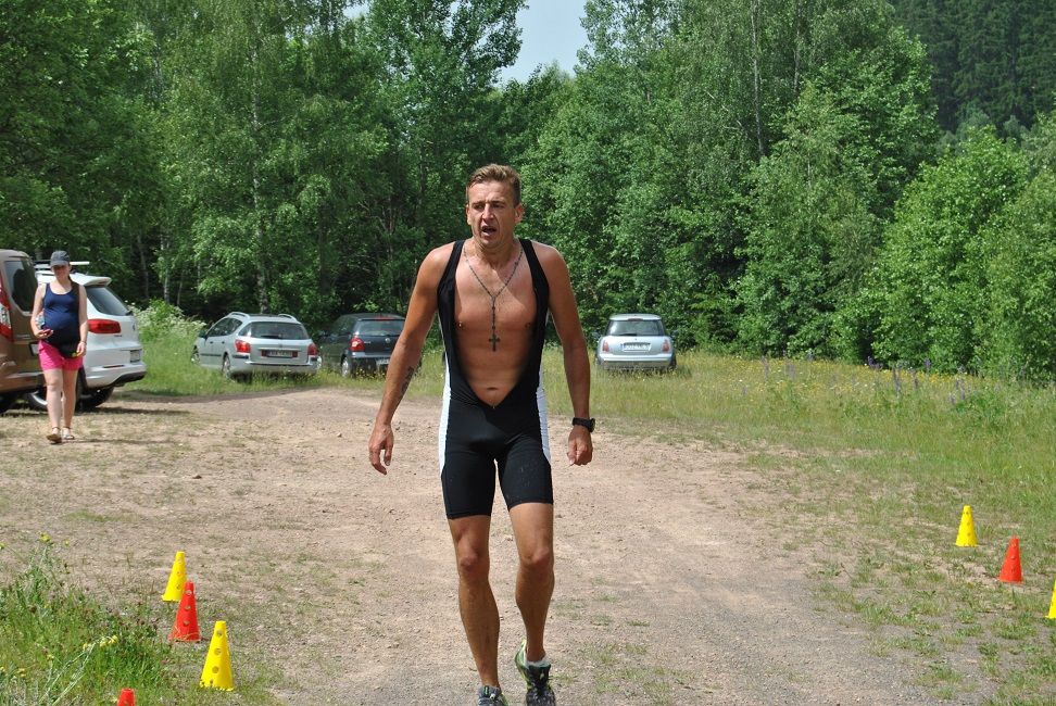 Grzędy: Rywalizowali triathloniści