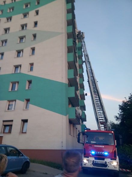 Wałbrzych: Ewakuacja na Kątowej