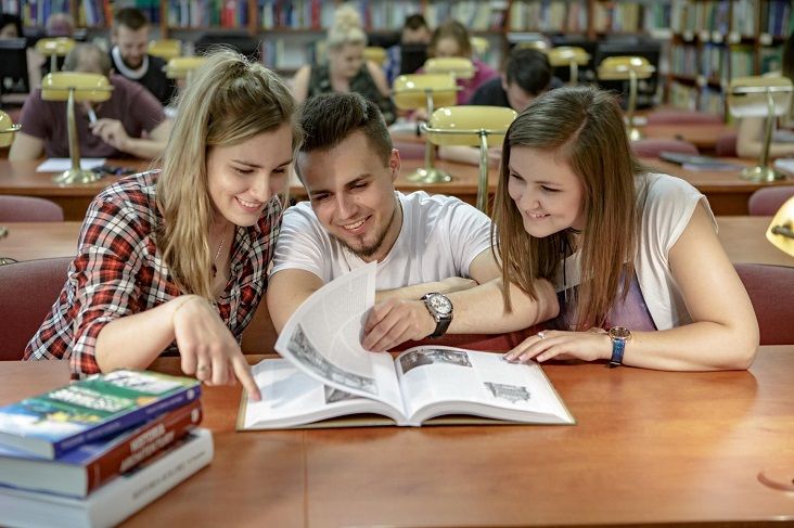 Wałbrzych: Studenci wykształcą się w Kanadzie