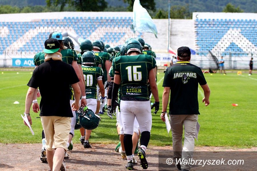 Wałbrzych/powiat wałbrzyski: Zranione Jaguary